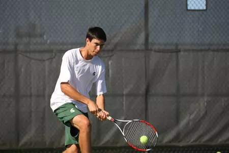 Ronnie Hulewicz is set to face teammate Gijs Linders tomorrow in the finals of the White Flight singles bracket.