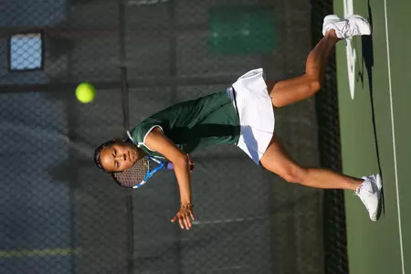 Jennifer Yen recorded a singles victory today.