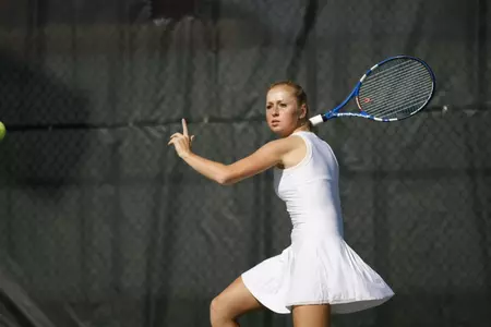 Sophomore Olga Chernova recorded a singles victory at the No. 2 position against Oakland.