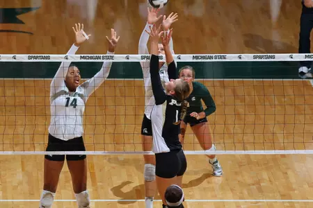 Jazmine White had a .750 hitting percentage in the match (10-1-12).