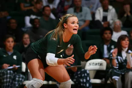 Kori Moster had a career-high 29 digs in a 3-2 win over San Diego.
