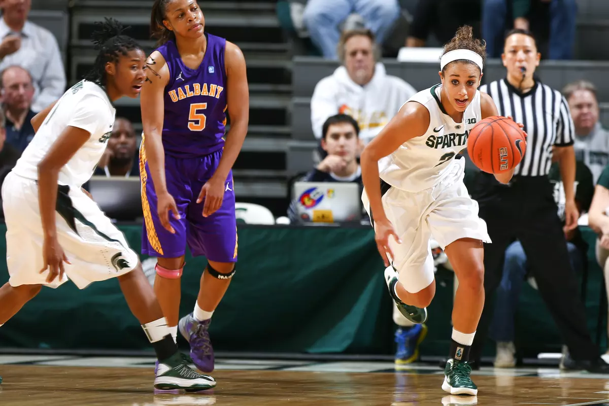 Klarissa Bell went 7-for-9 from the field for a game-high 16 points, while adding a career-high nine rebounds, as the Spartans improve to 8-0 on the season.
