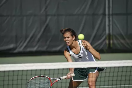 Redshirt senior Dana Guentert is now 6-0 in doubles play after defeating UM at the No. 3 spot alongside Hilary Hager.