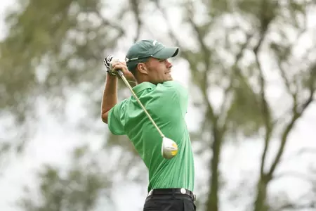 Junior Dan Ellis is in contention for the individual title, just three shots off the lead, entering Sunday's final round.