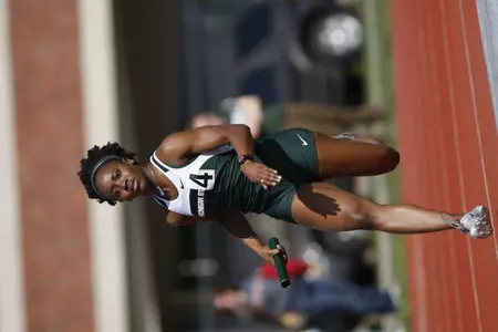 Noriah Williams had the top time in the women's 200 meters.