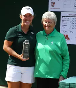 Caroline Powers, alongside Mary Fossum, finished runner-up at the Mary Fossum Invitational on Sunday.