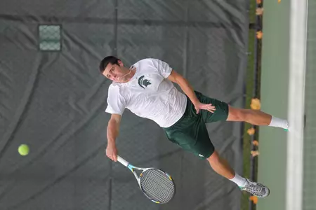 Freshman JP Mullane picked up a 6-2, 2-6, 6-4 over Juan Pablo Murra.