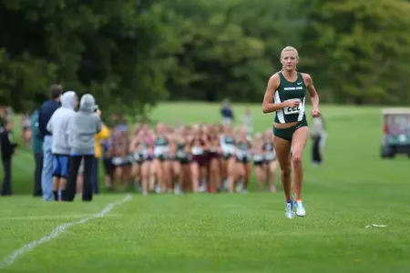 Leah O'Connor finished first for the women with a career-best time of 20:13.