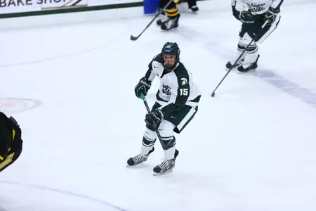 Freshman Mackenzie MacEachern