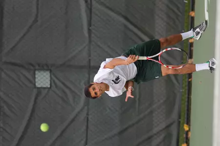 Sophomore Harry Jadun paired with Gijs Linders to win at No. 2 doubles, 8-6