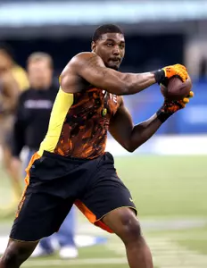 Dion Sims catches a pass during Saturday's workouts at Lucas Oil Stadium. (Photo by Ben Liebenberg, NFL)