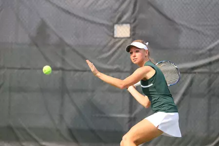 Olga Chernova notched a point at court three on singles, defeating Boise State 6-4, 7-5.