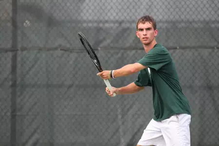 Heeder tallied a 1-2 doubles record during the fall schedule.