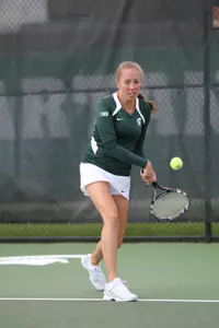 Lexi Baylis won two matches Thursday afternoon
