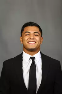 Javier Gasca improved to 8-2 on the season after defeating No. 12 Earl Hall of Iowa State on Sunday, 5-3.