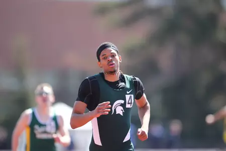David Washington anchored the 4x100 and 4x400 season-best relays, while improving on his own 400m hurdles record.