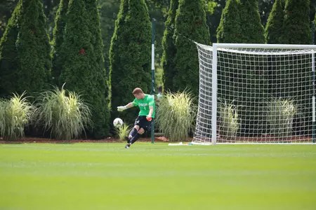 Junior goalkeeper Zach Bennett