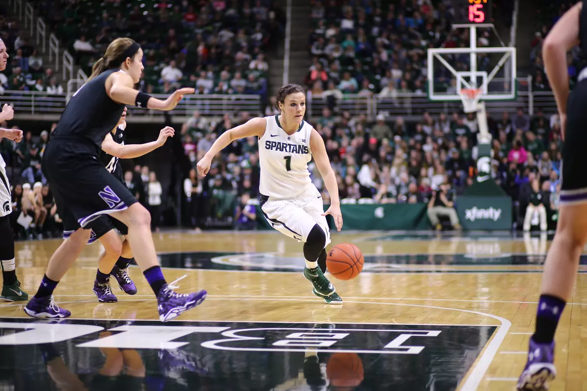 Aerial Powers and Tori Jankoska combined for 46 points against NU on Sunday.