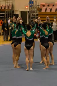 Spartans prepare to compete on floor