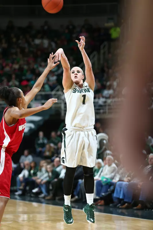 Sophomore guard Tori Jankoska tied a career-high with six three-pointers to lead Michigan State women's basketball past Illinois, 67-65, Wednesday at the State Farm Center. The win helped the Spartans sweep the season series with Illinois and was MSU's sixth-straight win at Champaign.