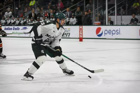 OCTOBER 14, 2017: Michigan State Hockey vs. Bowling Green (Photo: Adam Ruff Photography)