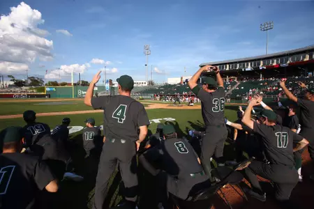 2018 Baseball Crosstown Showdown team celebration