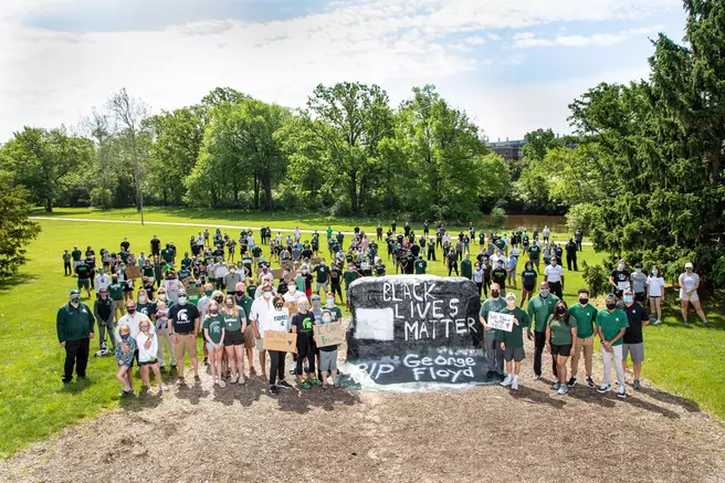 WE ARE SPARTANS. AND THIS IS WHAT WE REPRESENT.