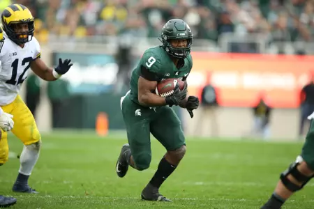 Kenneth Walker III vs Michigan