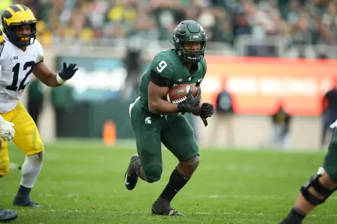 Kenneth Walker III vs Michigan