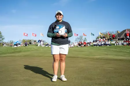 Valery Plata won the 2021 Mary Fossum Award