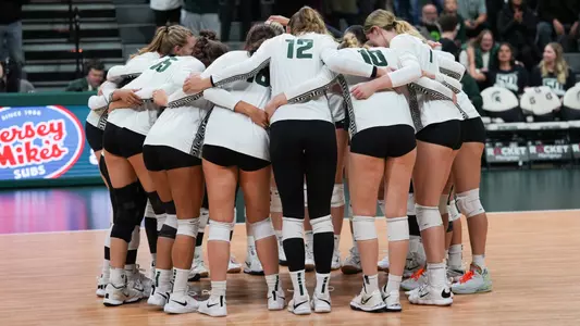 volleyball huddle, 2022