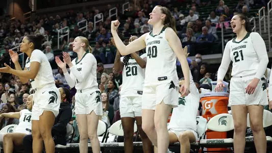 WBB Bench v. Detroit Mercy
