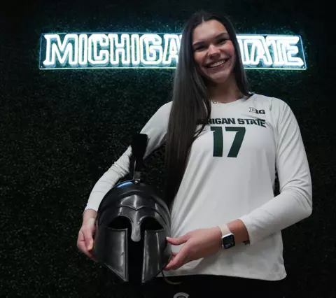 Kaya Hood, transfer signing photoshoot