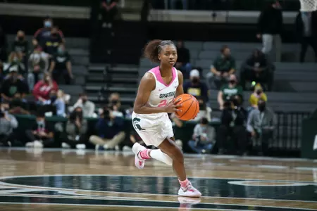 Nia Clouden vs. Michigan on Feb. 10, 2022