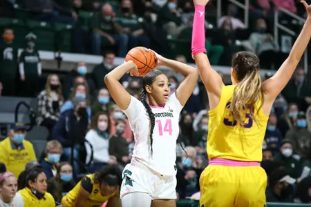 Taiyier Parks vs. Michigan on Feb. 10, 2022