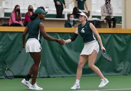 Mary Lewis and Maja Pietrowicz vs. Arizona on Feb. 9, 2022