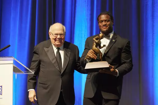Kenneth Walker III