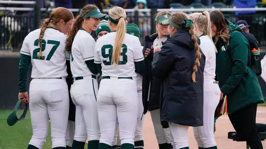 Softball Huddle, 2022