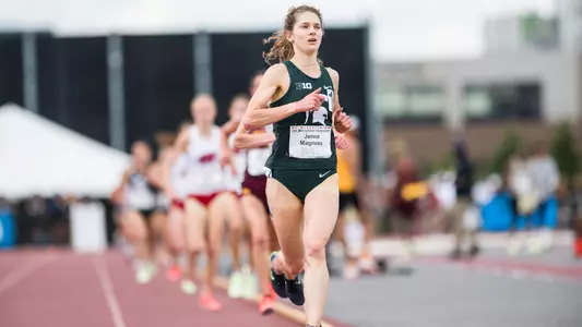 Jenna Magness in the women's 5000m race at the 2022 Big Ten Outdoor Championships