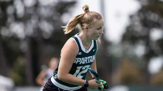Isa van der Weij vs. Rutgers