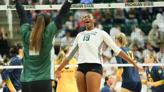 Amani McArthur, volleyball, 2023, home Michigan