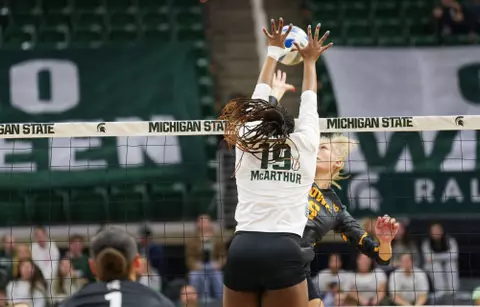 Amani McArthur, volleyball, 2023, Iowa