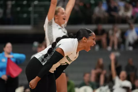 Jayhlin Swain, volleyball, 2023, UNC