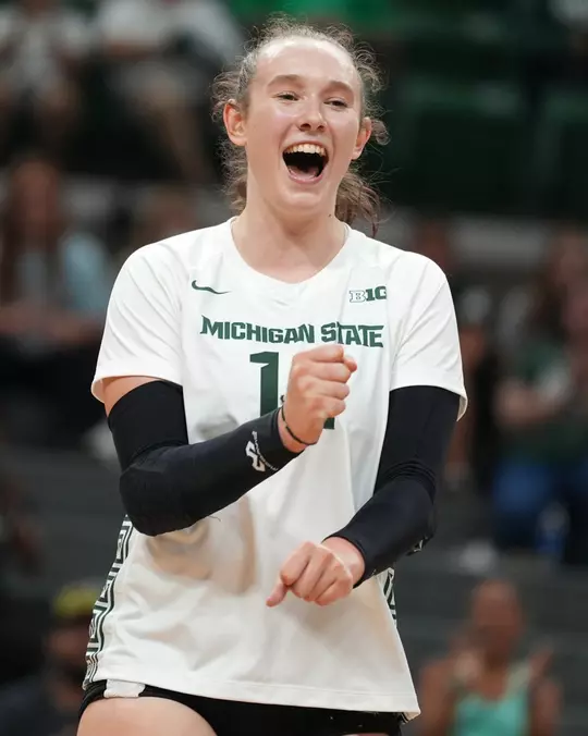 Taylah Holdem, story crop