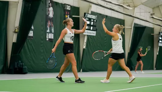 Ellie Blackford and senior Liisa Vehvilainen