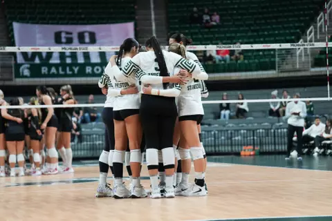 Huddle, volleyball, 2024, action