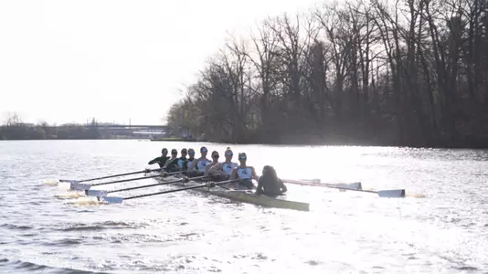 Rowing 1V8 action