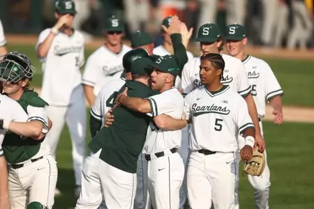 Dresselhouse, Christian Wiliams, hugs and high fives
