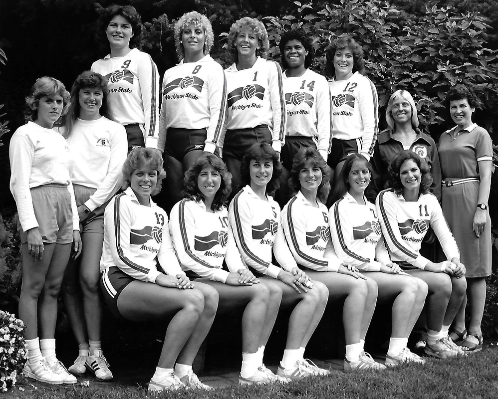 1984 Volleyball Team Photo