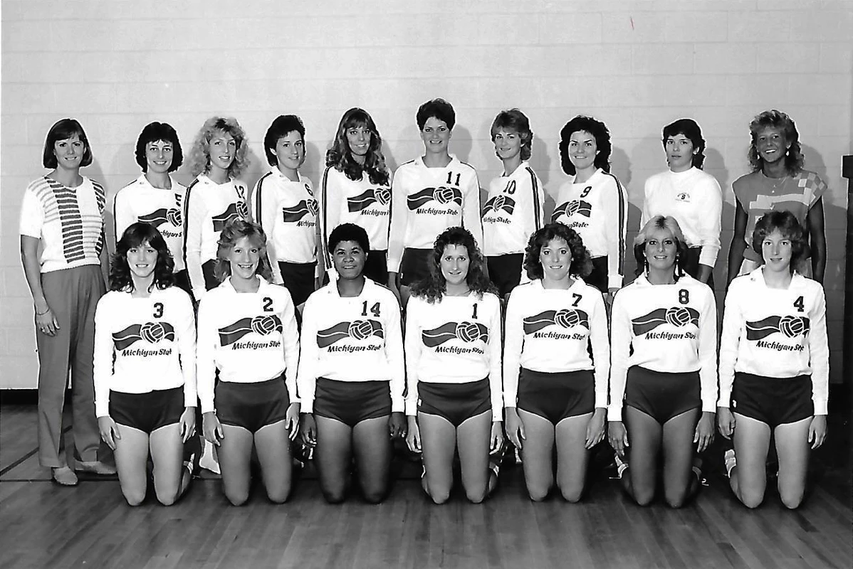 1985 Volleyball Team Photo